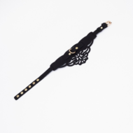 Фигурный чокер с узорами и золотистой фурнитурой - 2