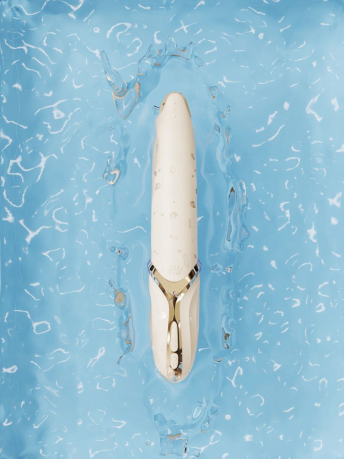 Бежевый вибростимулятор с имитацией оральных ласк и функцией нагрева Eve - 11