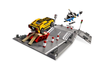 Конструктор LEGO-RACERS Прыжок через вертолёт